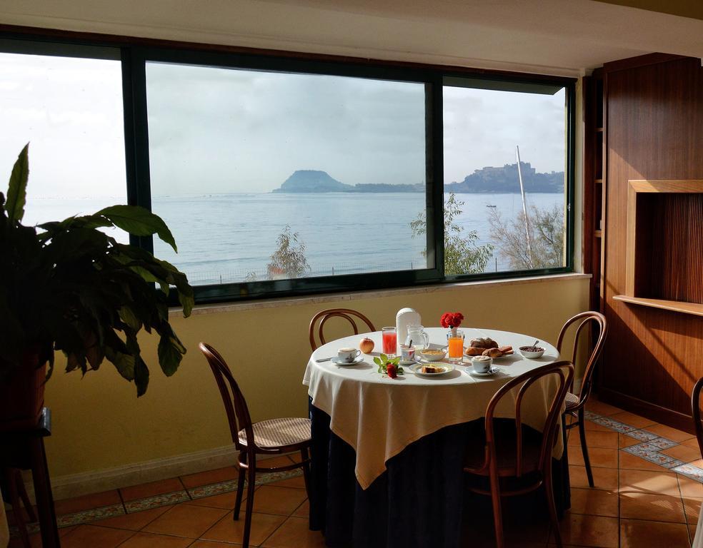 Albergo Delle Rose Pozzuoli Luaran gambar